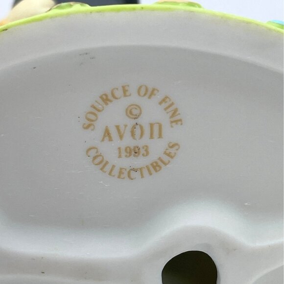 Avon Collectibles Magnificent Circus Bears Collection Marcello the Magician Figu - Picture 9 of 9